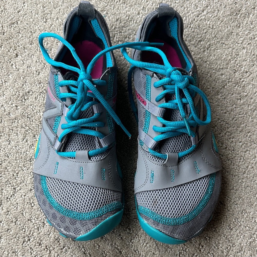 New Balance Minimus Gray and Teal Women's Athletic Shoes size 9.5